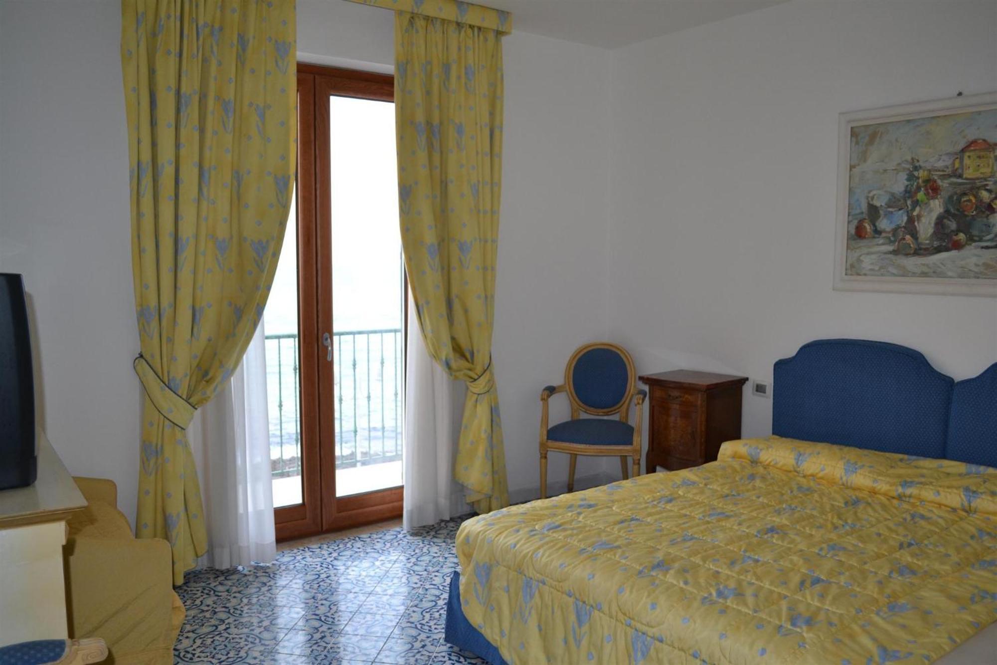 Hotel Villa Sirio Santa Maria di Castellabate Kültér fotó