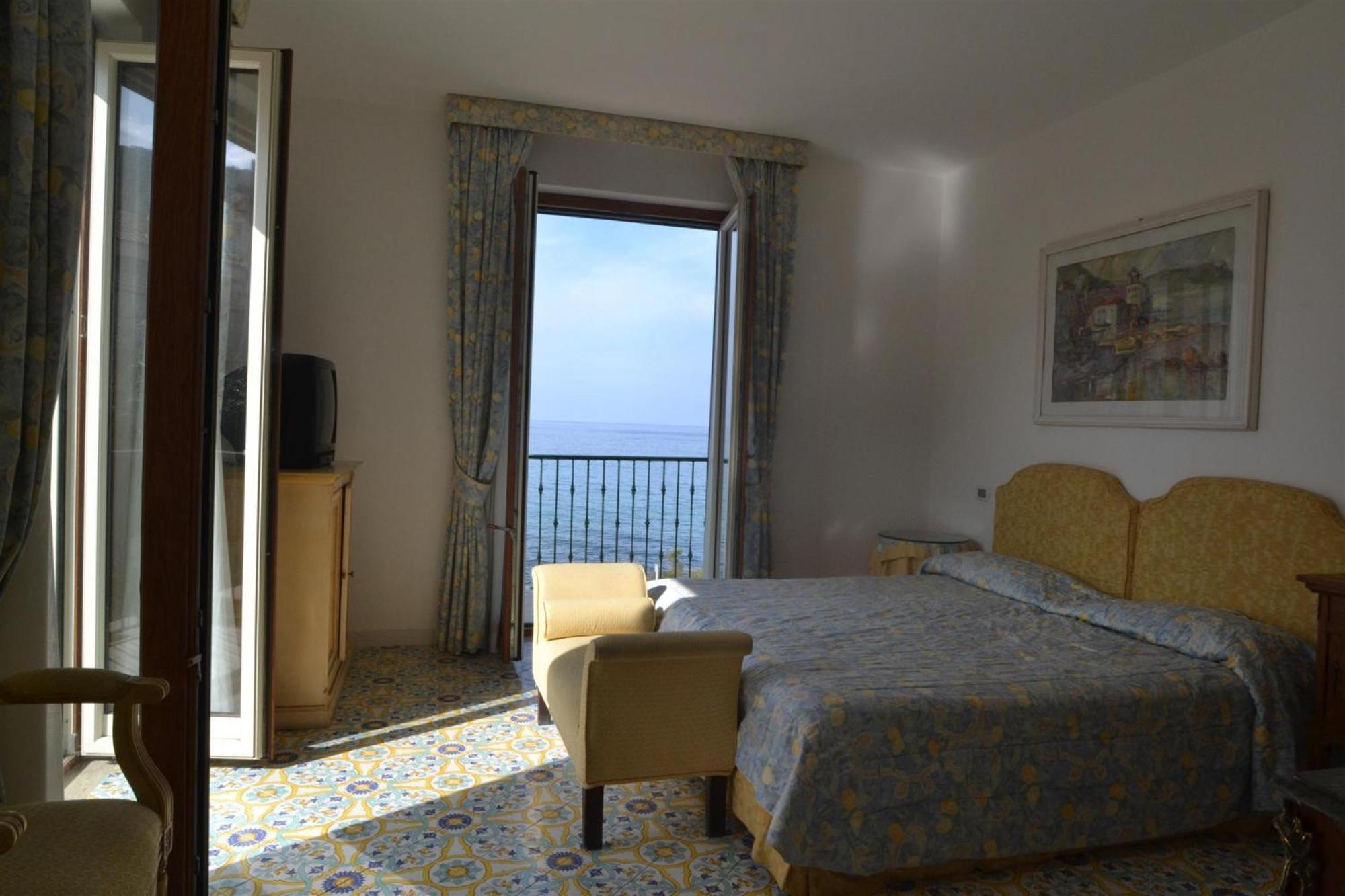 Hotel Villa Sirio Santa Maria di Castellabate Kültér fotó